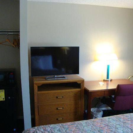 Norton Brooks Motel מראה חיצוני תמונה
