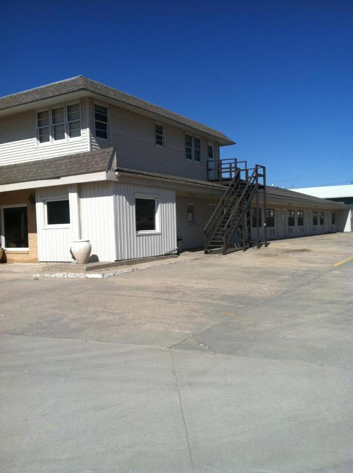 Norton Brooks Motel מראה חיצוני תמונה